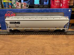3001115-7 Atlas O Norfolk Southern Trinity 5161 Covered Hopper #295000 In 3-rail