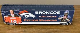 14-17903-013 Bachmann Hawthorne Village 2007 Denver Broncos Peyton Manning 50 Box Car No Coa