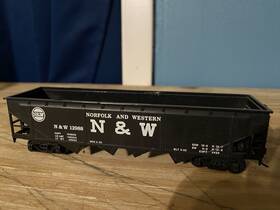 17642 Bachmann Silver Series Ho Scale 40ft Coal Hopper N&w