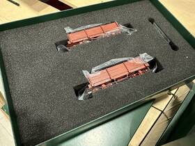 26531 Bachmann On30 Spectrum 18ft Low-side Gondolas 2/box Painted Unlettered #26531