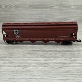 301489 Bachmann N Scale 4 Bay Covered Hopper Car Santa Fe Atsf Brown Train