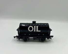 R60077 Bachmann 2002 Oil Car Black/white Ho Thomas And Friends Model Train