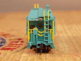 42160 Bluford Shops N Scale P&le Bay Window Caboose New In Box Lot #o44