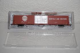 355130 Bluford Shops 86242 N Scale Norfolk And Western 86ft Auto Parts Boxcar #355130