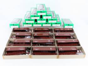 55351 Bowser Lot Of 12 Ho Scale Kits Prr Pennsylvania Railroad 40ft And 50ft Box Cars