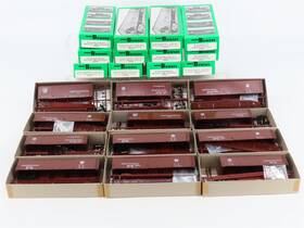 55401 Bowser Lot Of 12 Ho Scale Kits Prr Pennsylvania Railroad 40ft And 50ft Box Cars