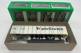 55503 Bowser Ho Triple Crown Road Railer Trailer Kit