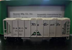 55615 Bowser Ho 70-ton 2-bay Covered Hopper Rio Grande D&rgw 55615 Bowser Ho 70-ton 2-bay Covered Hopper Rio Grande D&rgw
