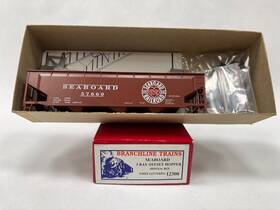 12300 Branchline Ho 3-bay Offset Hopper Kit Seaboard