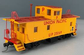 Ccs1067-02 Centralia Car Shops Ho Ca3 Caboose Union Pacific #25069 Rtr Lnib Ho4721