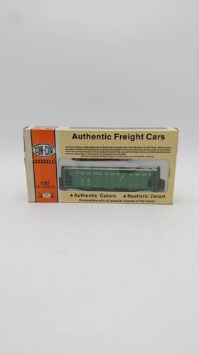 0001-008709 Con-cor Ho Christmas Collector Covered Hopper Road # 1989 Kit