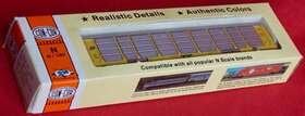 0001-603006 Con-cor 01 N Scale Tri-level Auto Rack Car - Chicago Northwestern No 820606