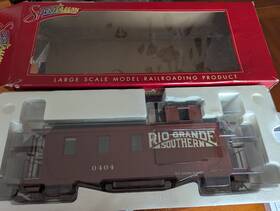 4275r Delton Ls Caboose With Lighted And Detailed Interiors. Rio Grande Southern #0404 G Scale