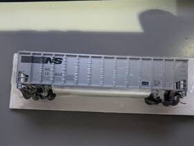 10466 E&c Shops N Scale Norfolk And Southern Silver Coal Hopper Car
