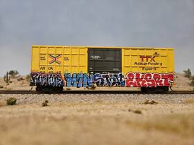 Ee-1413-8 Exactrail Exact Rail Ho Trinity 6275 Plug Door Boxcar Ttx - Weathered With Graffiti