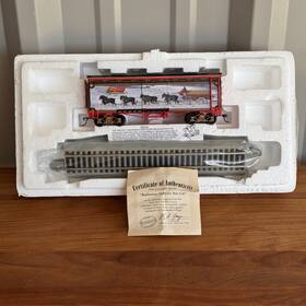 K140416 Hawthorn Village / Bradford Exchange Hawthorne Vintage Clydesdales Delivery Box Car With Tracks And Coa New