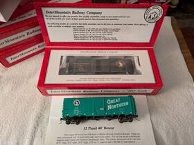41004-09 Intermountain Ho Great Northern 40ft 12 Panel Boxcar And Express