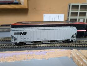 45310-21 Intermountain Cs Ps 4750 Hopper Ns Norfolk Southern #255042 - 45310-21 Intermountain Cs Ps 4750 Hopper Ns Norfolk Southern #255042 -