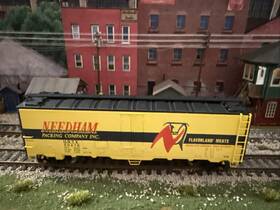45522-17 Intermountain Ho Scale Class R-40-23 Reefer Needham Packing Co #60478