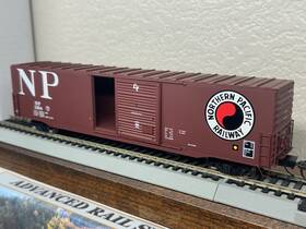 46910 Intermountain Northern Pacific 60ft Auto Parts Boxcar Sliding Doors Etched-metal Ho Scale New