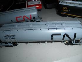 4890121 Intermountain Canadian National Pressure Flow Hopper