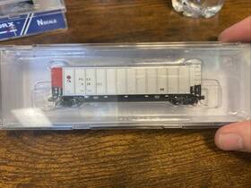 6401004 Intermountain 6401006 N Scale Pgex 14 Panel Coalporter Single Car