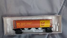 65119-08 Intermountain N Scale Canadian Wheat Board Cylindrical Hopper Cnwx 100037