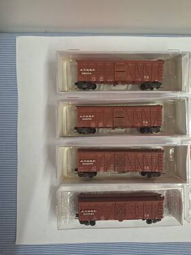 67909-05 Intermountain Lot Of 4 N Scale Stock Cars Atsf 69004 68879 60270 60241 Nos
