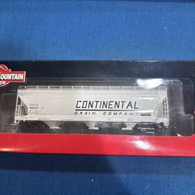47022-03 Intermountain 844201043530 Ho Scale Covered Hopper Continental Rd# 46555 47022-03 Intermountain 844201043530 Ho Scale Covered Hopper Continental Rd# 46555