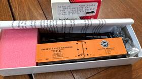 41701-01 Intermountain Railway Co. Ho Kit Refrigerator Car Pfe Overland Herald #42237 Nos Ny