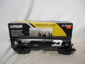 30-73124 K-line K-90014 Burlington Northern Semi-scale Tank Car - O Gauge