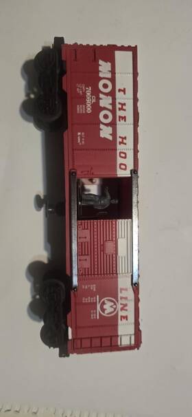 7006000 K-line Monon O Gauge Box Car Red White Plastic Freight