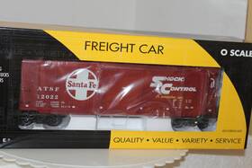K761-1052 K-line #k761-1052 Santa Fe Boxcar