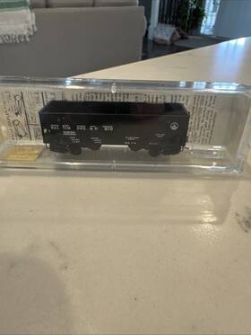 57080 Kadee N Scale 33ft Twin Hopper Baltimore And Ohio