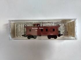 50070 Kadee 70752 N Scale Micro-trains 34ft Wood Sheathed Caboose Southern Pacific Exc