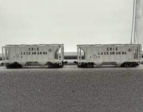 186-0201 Kato Ac&f 70 Ton Covered Hoppers Erie Lackawanna El 21019 And 21035
