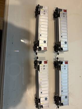 689427 Kato Bnsf Railway N Gauge Silver And Black Freight Cars Set Of 4