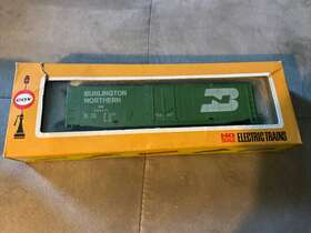 6121-8 L.m. Cox Electric Trains Ho Scale Burlington Northern 50 Ft. Box Car #6121-8