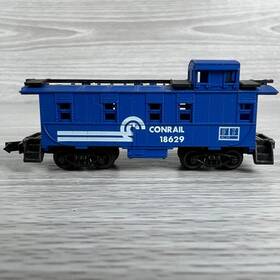 18629 Life-like N Scale Caboose Conrail Blue Train Rr Car Used Needs 1 Coupler