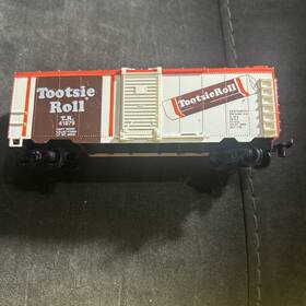 41879 Life-like Ho Tootsie Roll Tr #41879 Box Car Sliding Door Vintage 41879 Life-like Ho Tootsie Roll Tr #41879 Box Car Sliding Door Vintage