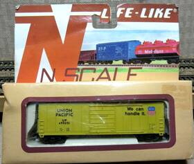 7730 Life-like N Scale 50ft Evans Plug Door Boxcar Inch Union Pacific