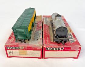 Mobx-1372 Life-like Very Rare / Varney Ho Scale Mobil 35ft Single Dome Tank Car Mobx 1372