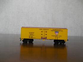Art-247 Life-like Products Ho Scale Inch American Refrigerator Transit Co. Art 247 Freight Train No Box