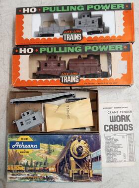T-584 Life Like Ho Lot Of 3 Work Caboose Track Cleaner Searchlight Car Mib Athearn