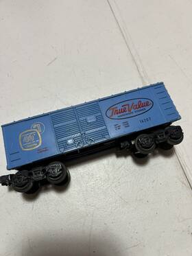 16207 Lionel #16207 True Value Hardware Stores 40th Anniversary Blue Boxcar
