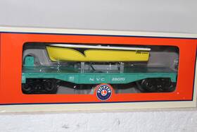 1928070 Lionel #1928070 New York Central Flatcar With Boat