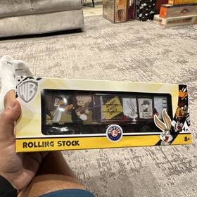 1938120 Lionel Looney Tunes Rabbit Season Box Car O Gauge Die-cast Trucks