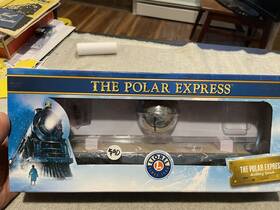 2126680 Lionel Polar Express Flatcar/with Bell Hard To Find 2126680 Lionel Polar Express Flatcar/with Bell Hard To Find