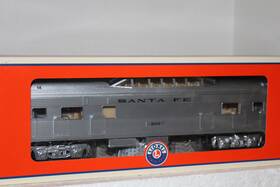 2227240 Lionel #2227240 Santa Fe Add On Vista Dome Car