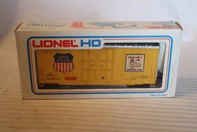 58612 Lionel Ho Scale 40ft High Cube Box Car Union Pacific Yellow #58612 58612 Lionel Ho Scale 40ft High Cube Box Car Union Pacific Yellow #58612